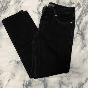 Levi’s Mid-Rise Skinny Jeans